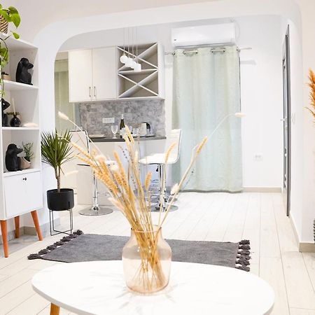 Sunstone Apartment Fira  Exterior photo